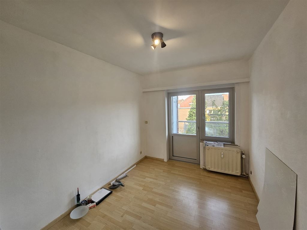 Gerenoveerd appartement met garagebox foto 10