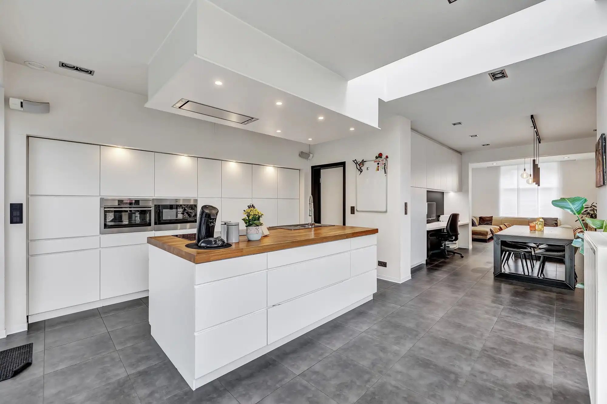 Instapklare halfopen woning met tuin en EPC C foto 9