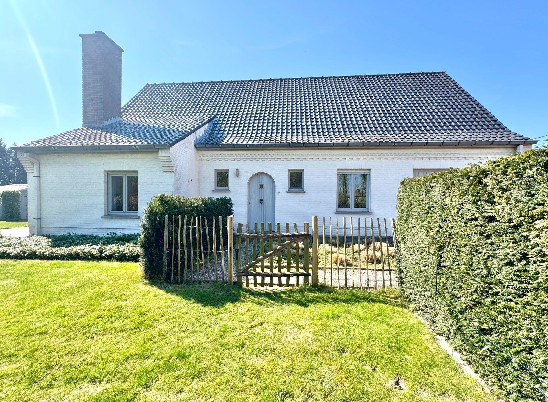 VRIJSTAANDE WONING IN LANDELIJKE STIJL foto 6