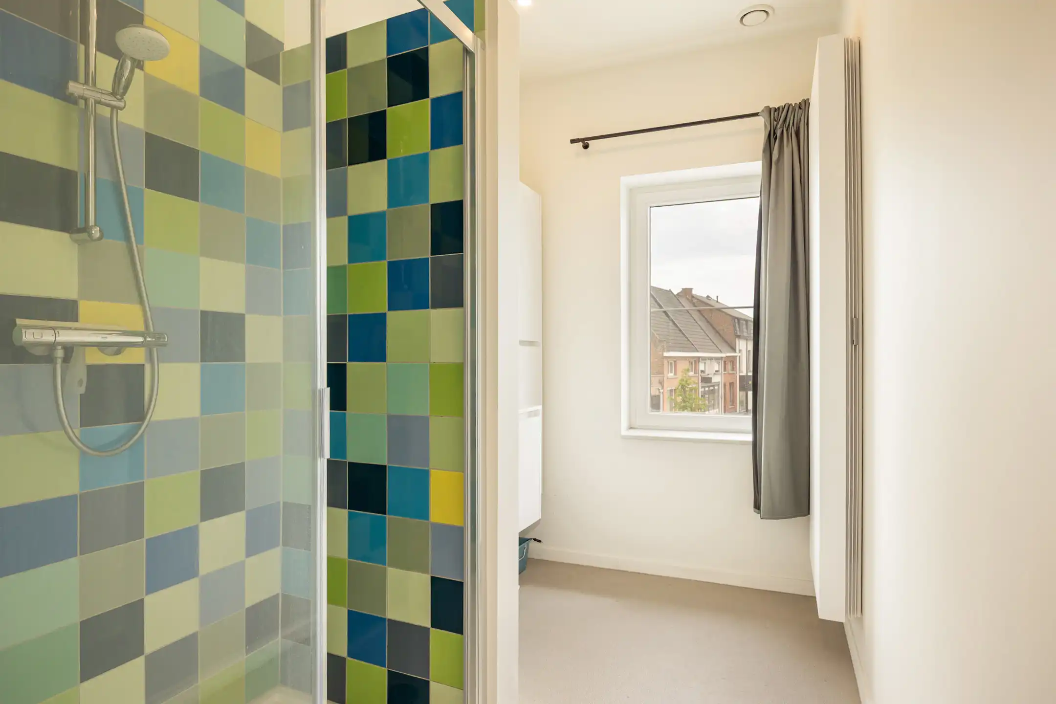 Duplex appartement met twee slaapkamers en tuin foto 11