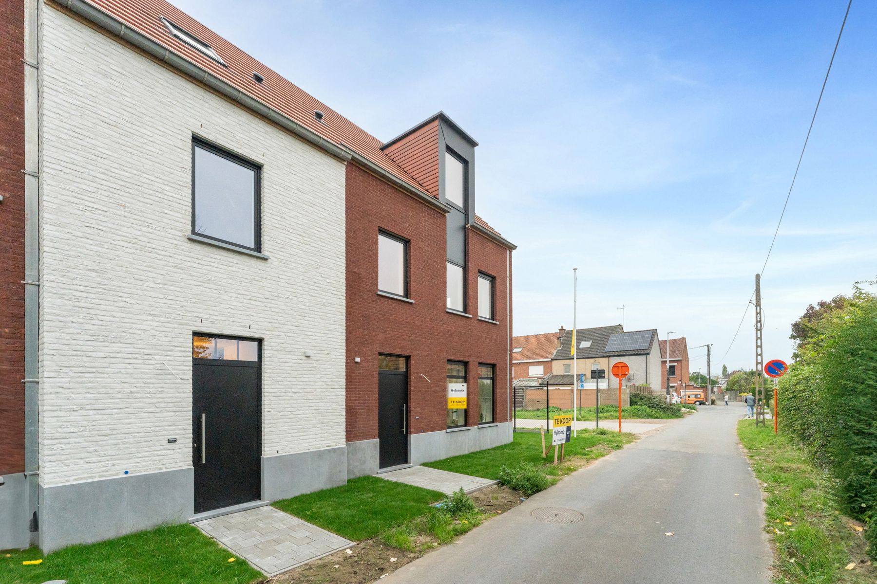 Halfopen nieuwbouwwoning foto 14