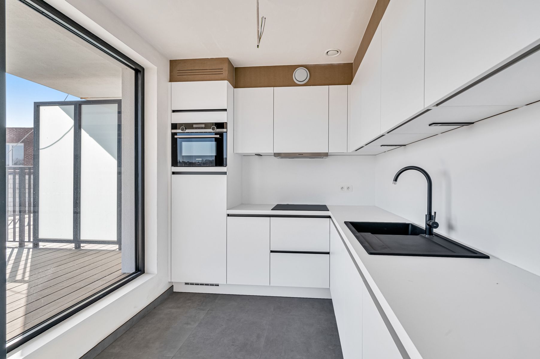 Nieuwbouw appartement op de eerste verdieping foto 4