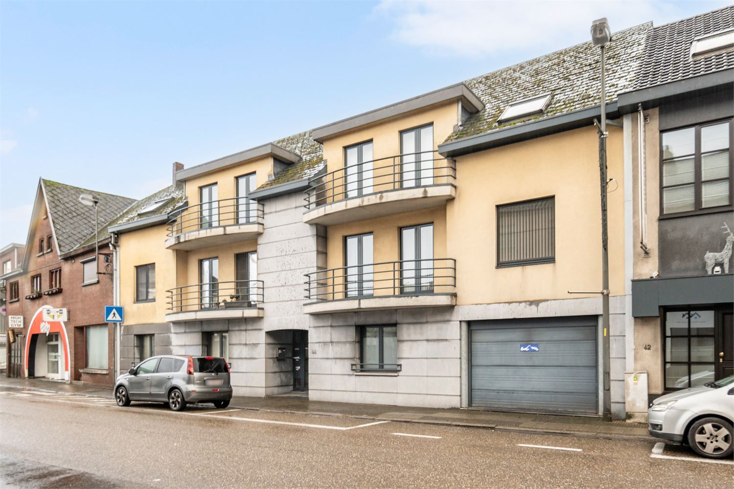 DAKAPPARTEMENT MET 1 SLAAPKAMER, FIJNE WOONKAMER EN AUTOSTAANPLAATS foto 11