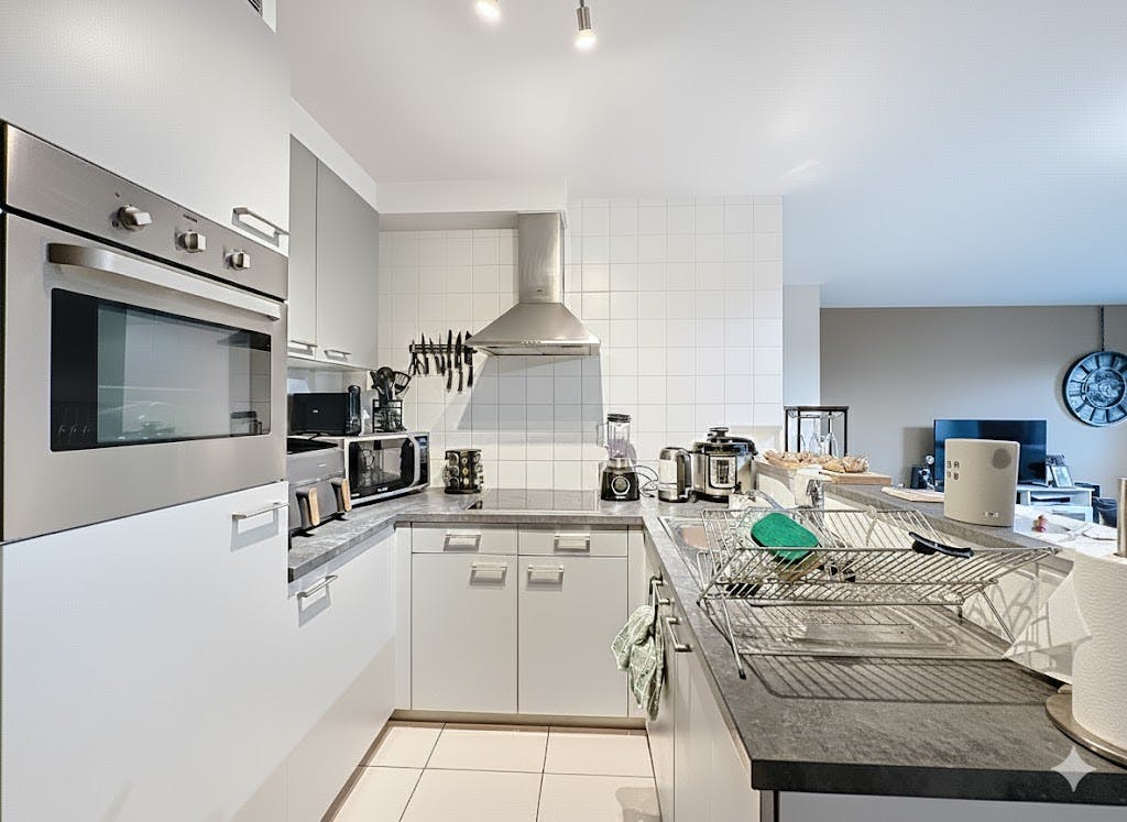 Instapklaar appartement met EPC A nabij het station van Brugge foto 2