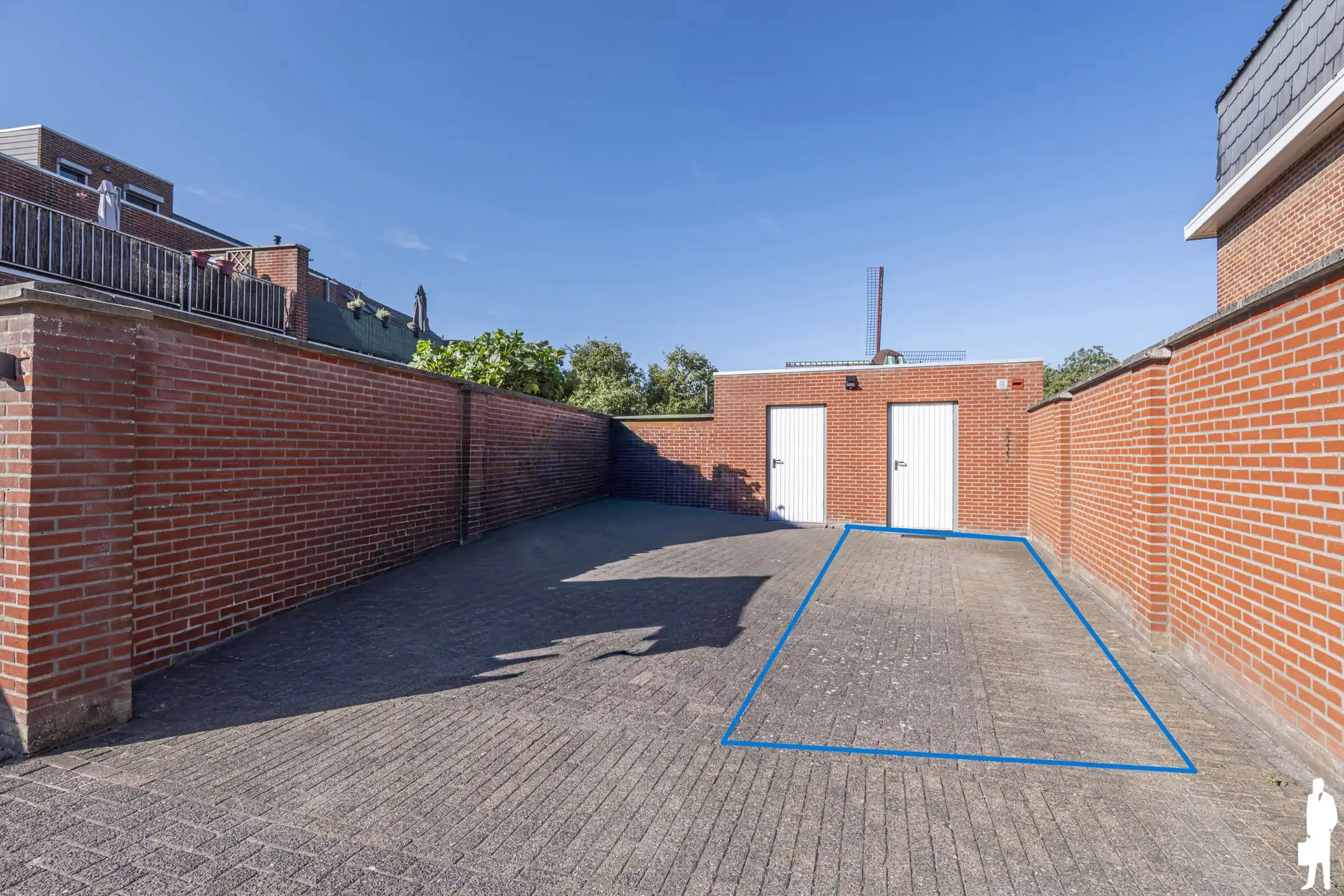 Uitstekend ruim appartement met 2 grote slaapkamers en terras foto 25