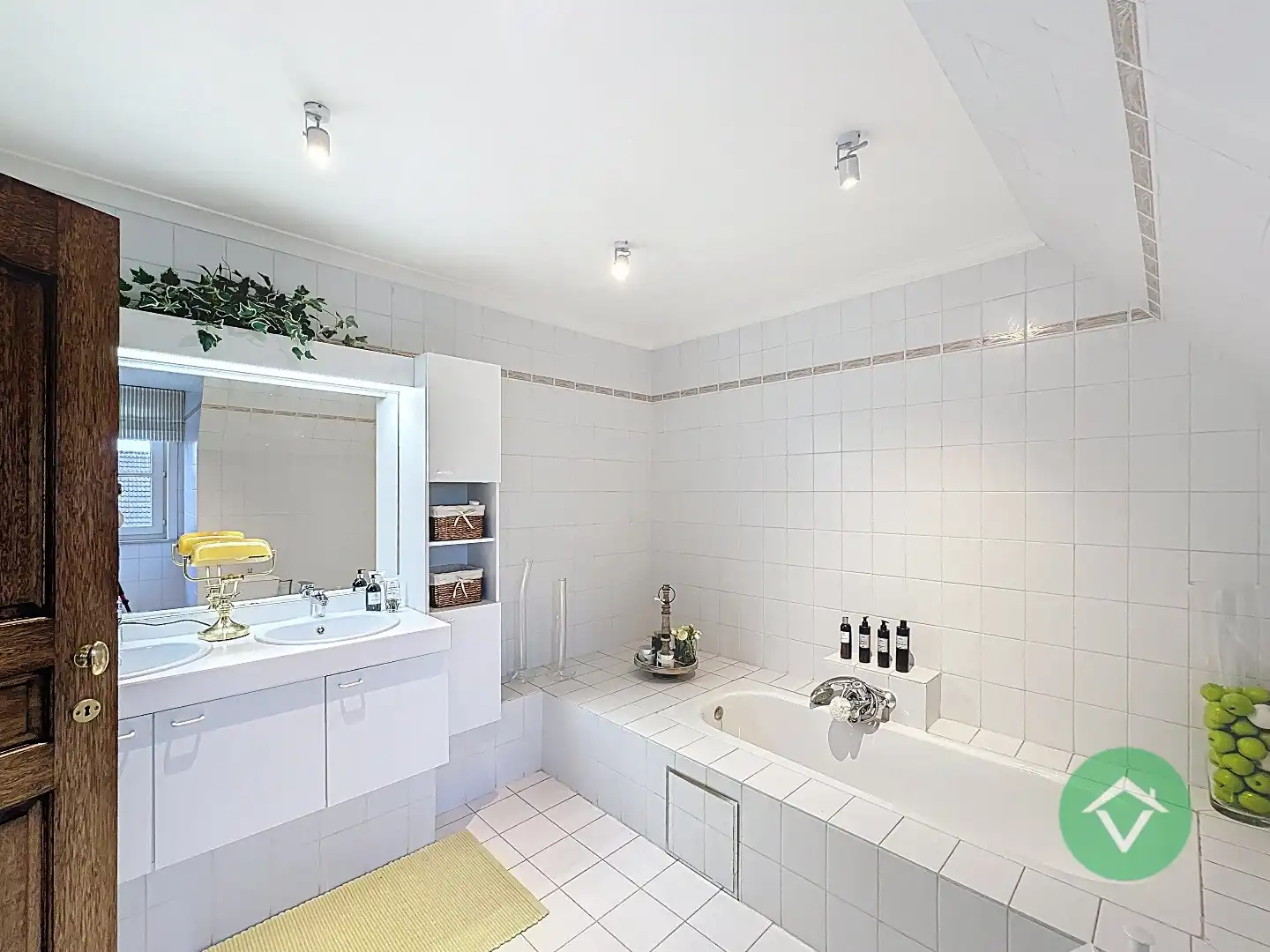 Exclusieve alleenstaande villa met zonnige tuin in een gegeerde woonomgeving te Koekelare foto 25