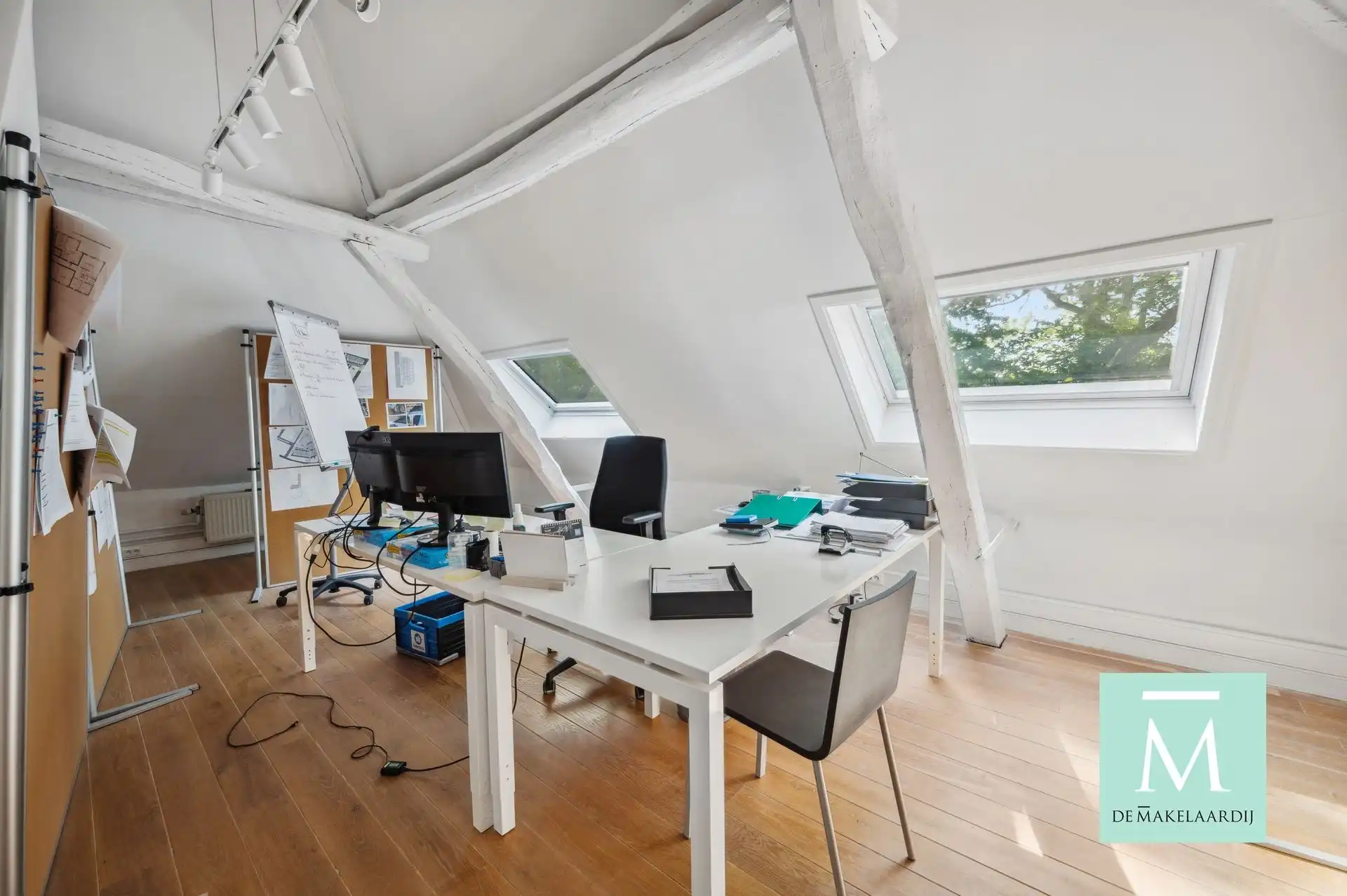 Prachtig kasteel met veel mogelijkheden gelegen op een toplocatie foto 18