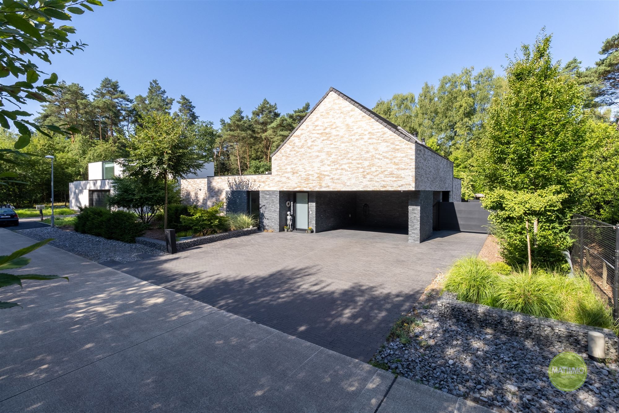 Unieke energiezuinige villa met prachtig zicht in Mol-Wezel foto 2