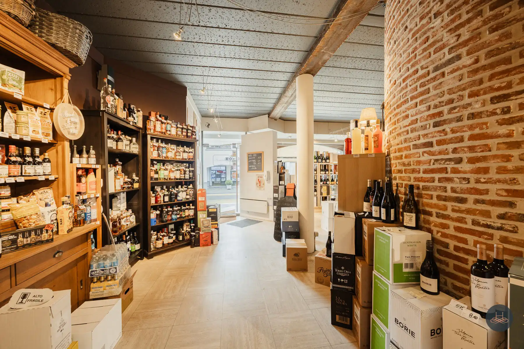 Centraal gelegen handelspand met énorm potentieel foto 13