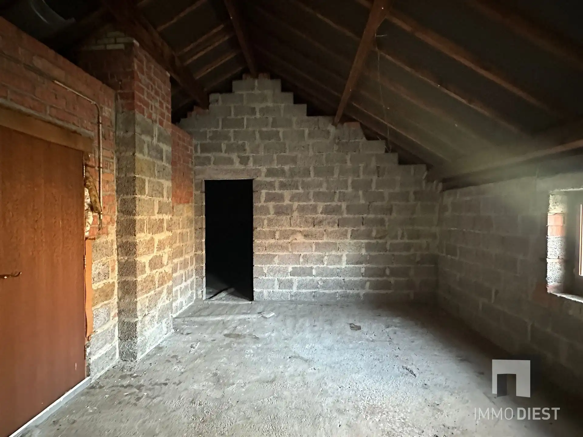 Landhuis met karakter en ruimte (min. 4 slpks) foto 25