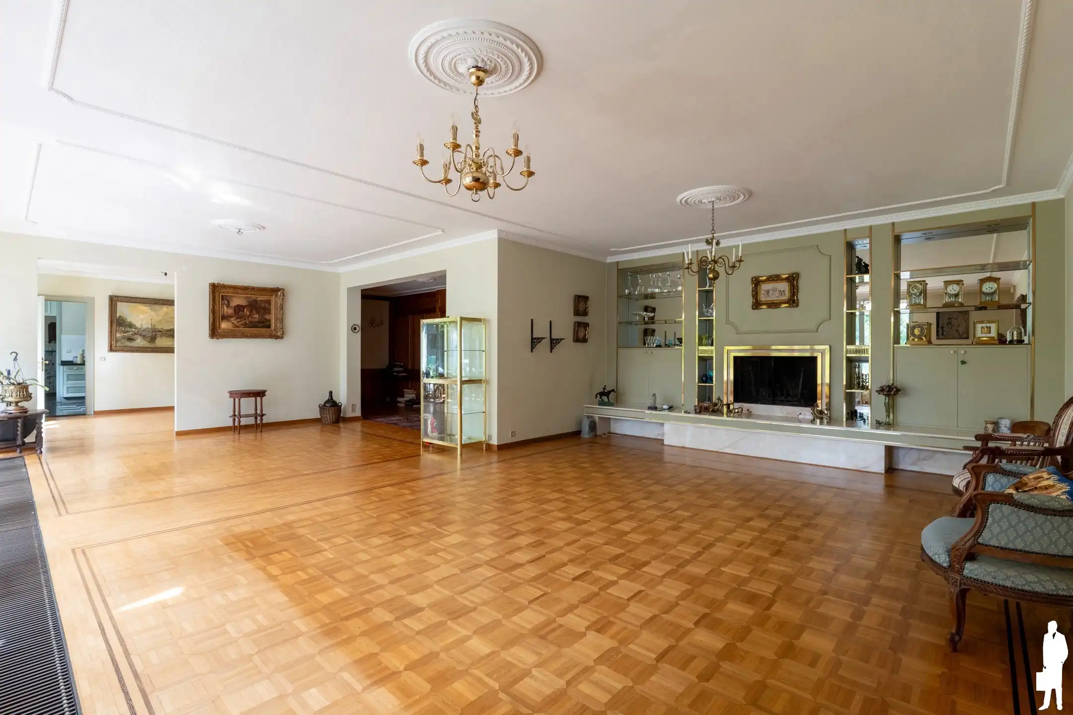 Renovatieproject op uitzonderlijk perceel van ca. 8.300 m² foto 12