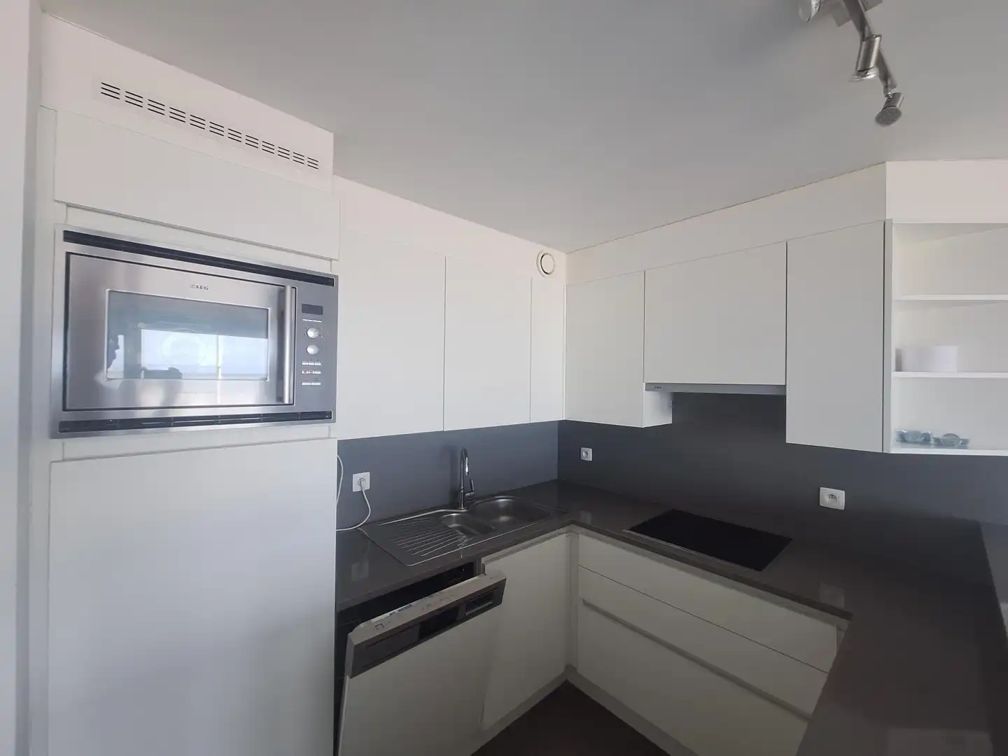 2 slaapkamer appartement met zeezicht foto 2