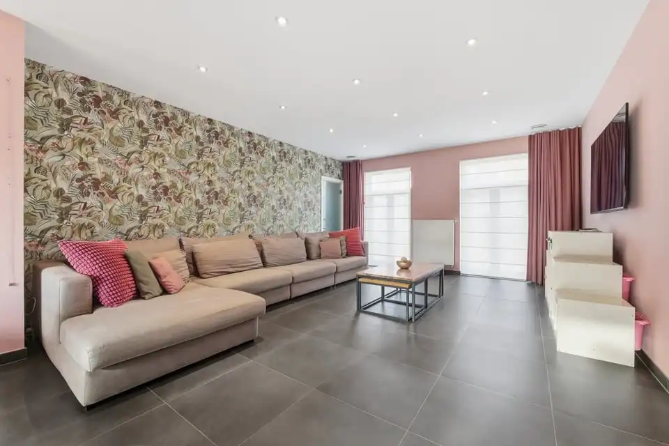 PRACHTIGE GEZINSWONING MET 4 SLKS EN ZONNEPANELEN IN HET LANDELIJKE WELLEN foto 7