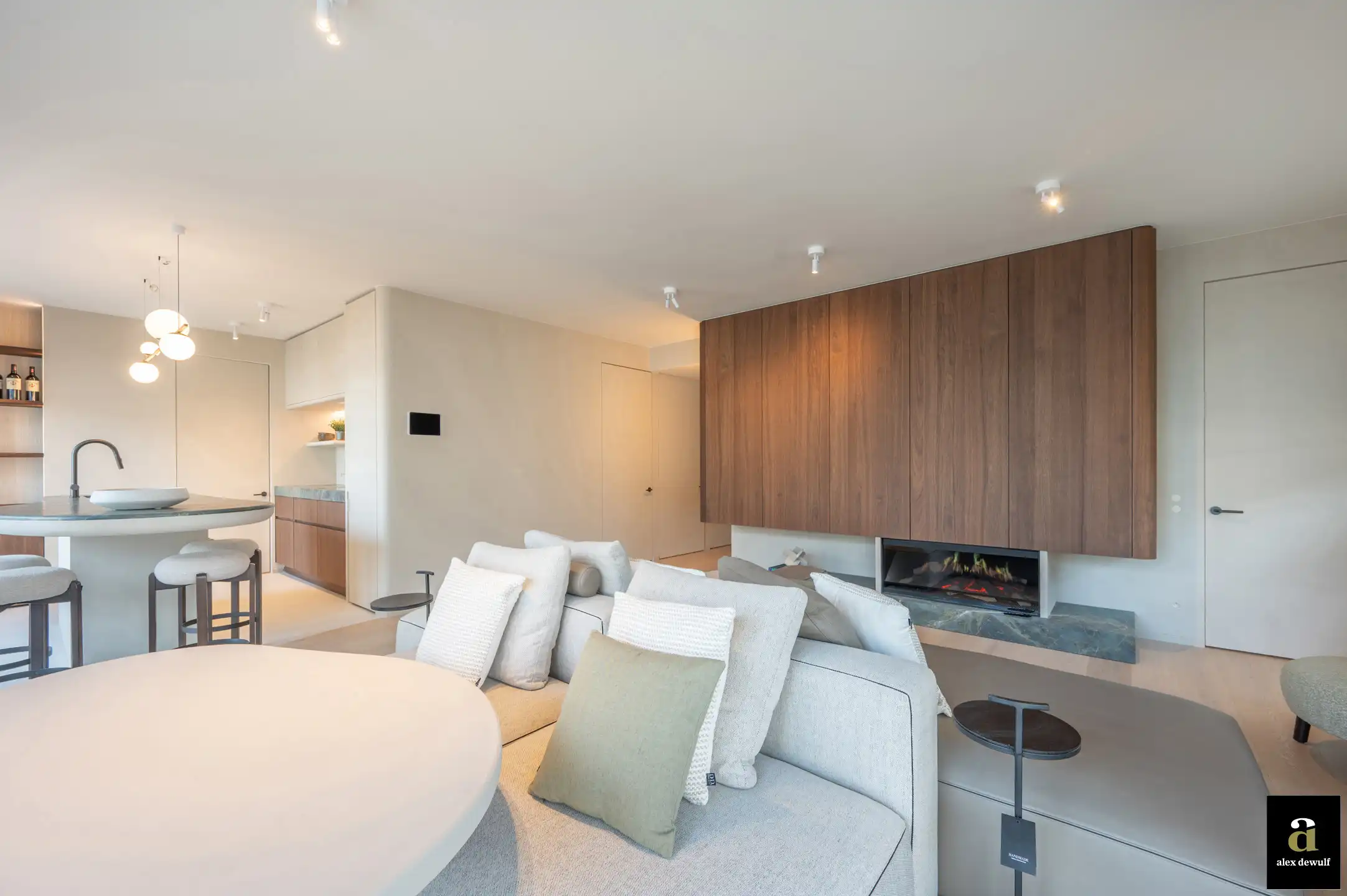 Ruim appartement met zeezicht en zonnig terras op de Kustlaan. foto 5