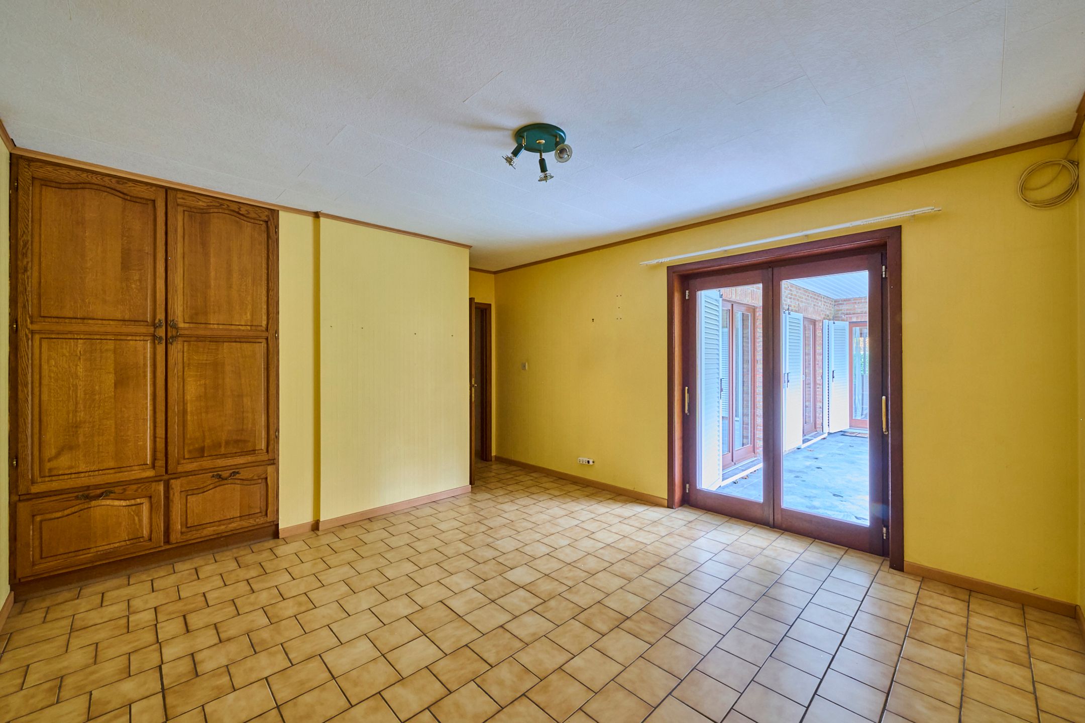 Zeer ruime gezinswoning + bovenliggend appartement foto 10