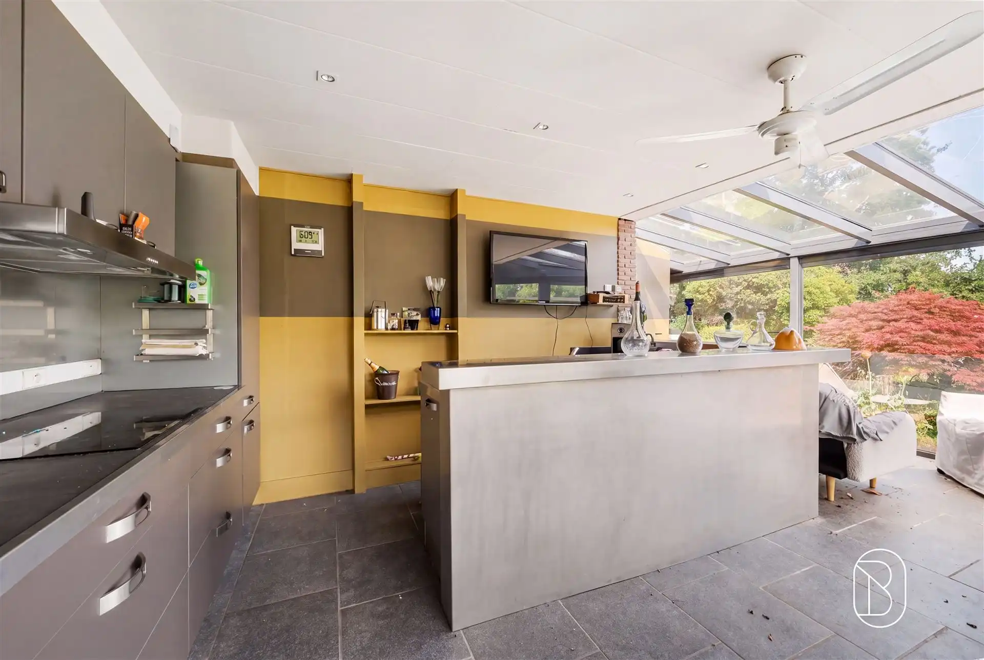 Karakteristieke woning met wellnessruimte en zwembad foto 17