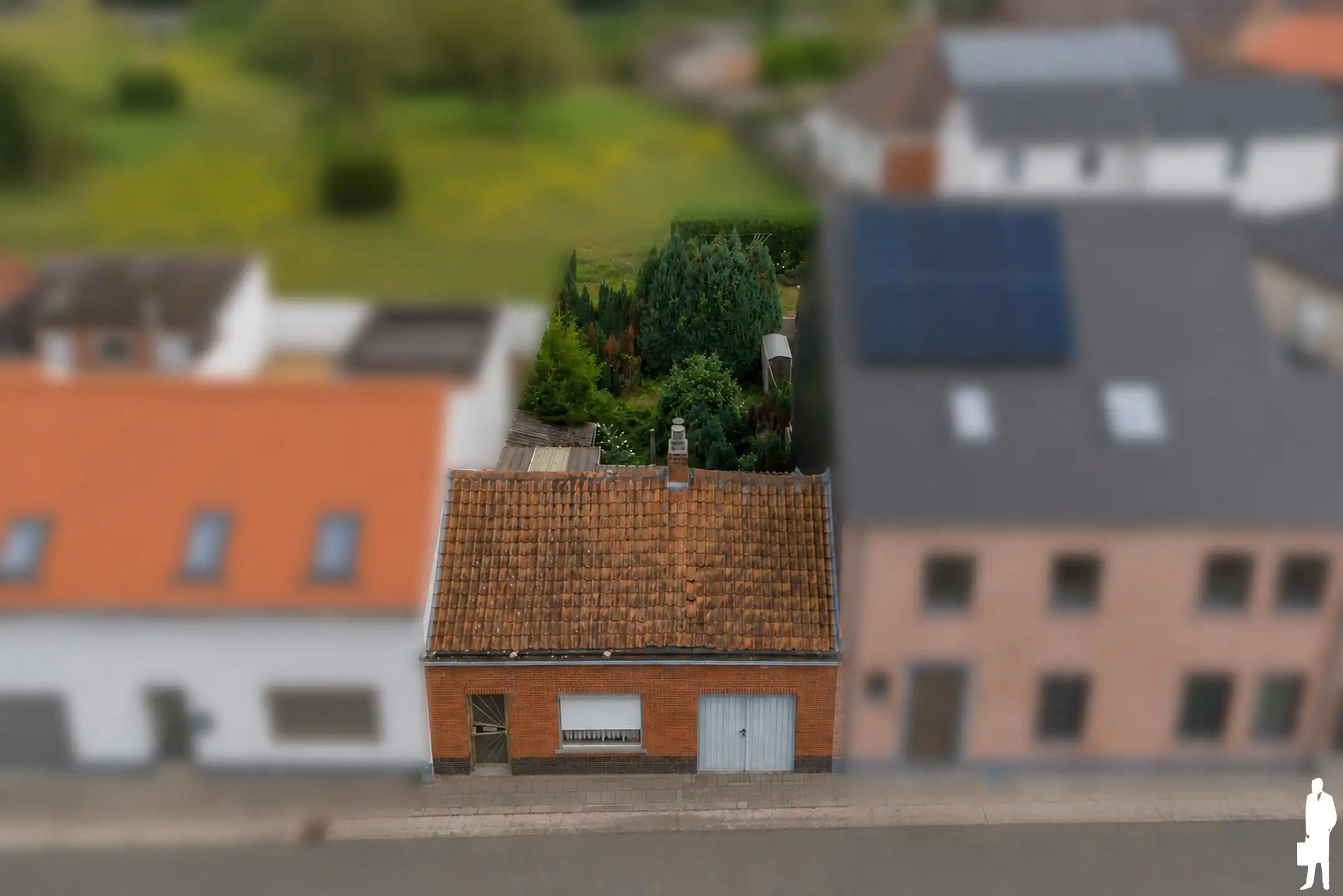 Hoofdfoto van de publicatie: Bouwgrond met afbraakwoning en tal van mogelijkheden