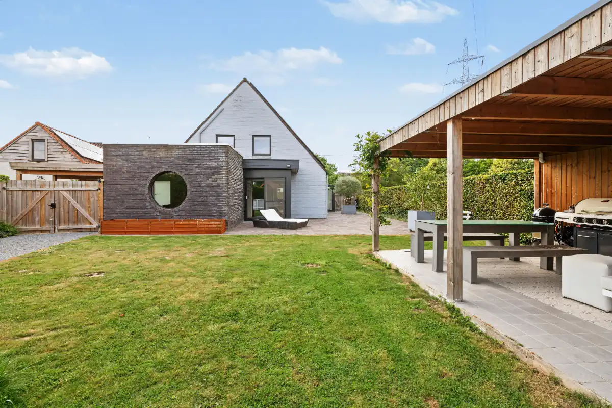 Riante, instapklare villa met tuinpaviljoen en garage op 1.065m² foto 18