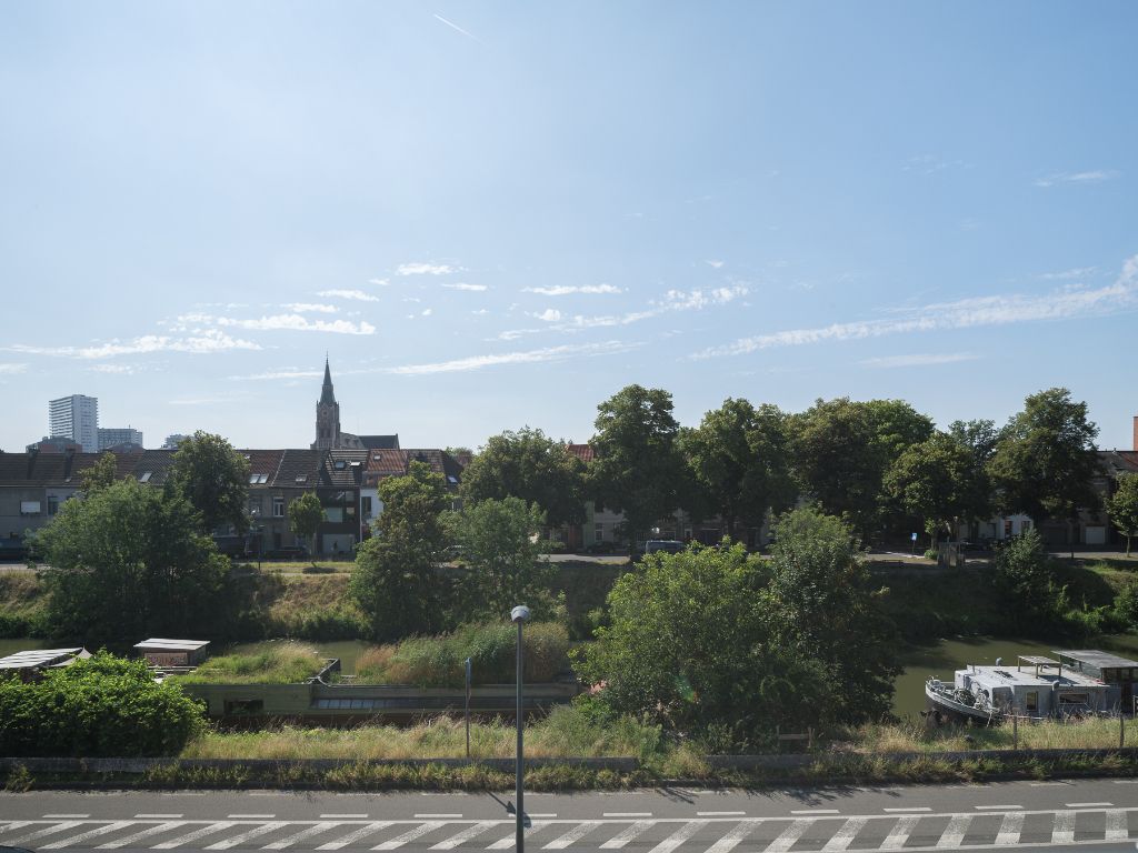 Energiezuinig 2-slpk appartement met zonnig terras aan het water foto 13