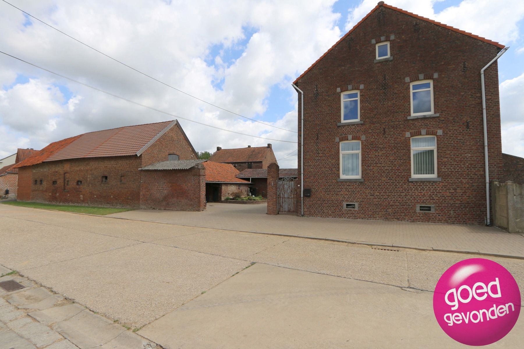 HOEVE met WONING 4 SLK - TUIN - TERRAS - WEI - SCHUREN  foto 37