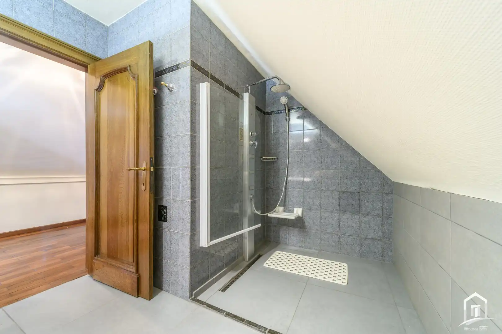 Karaktervolle villa foto 24