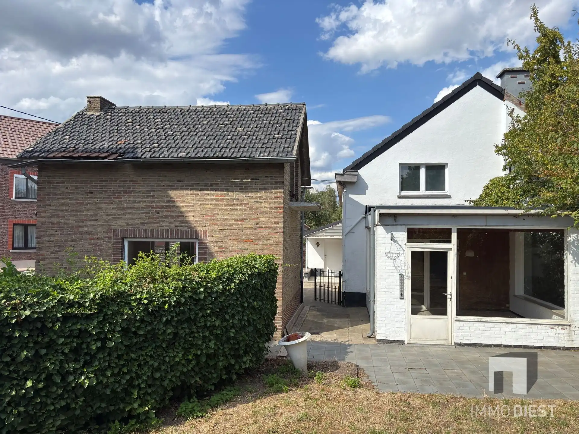 Ruime betaalbare woning met veranda en bijgebouw foto 60