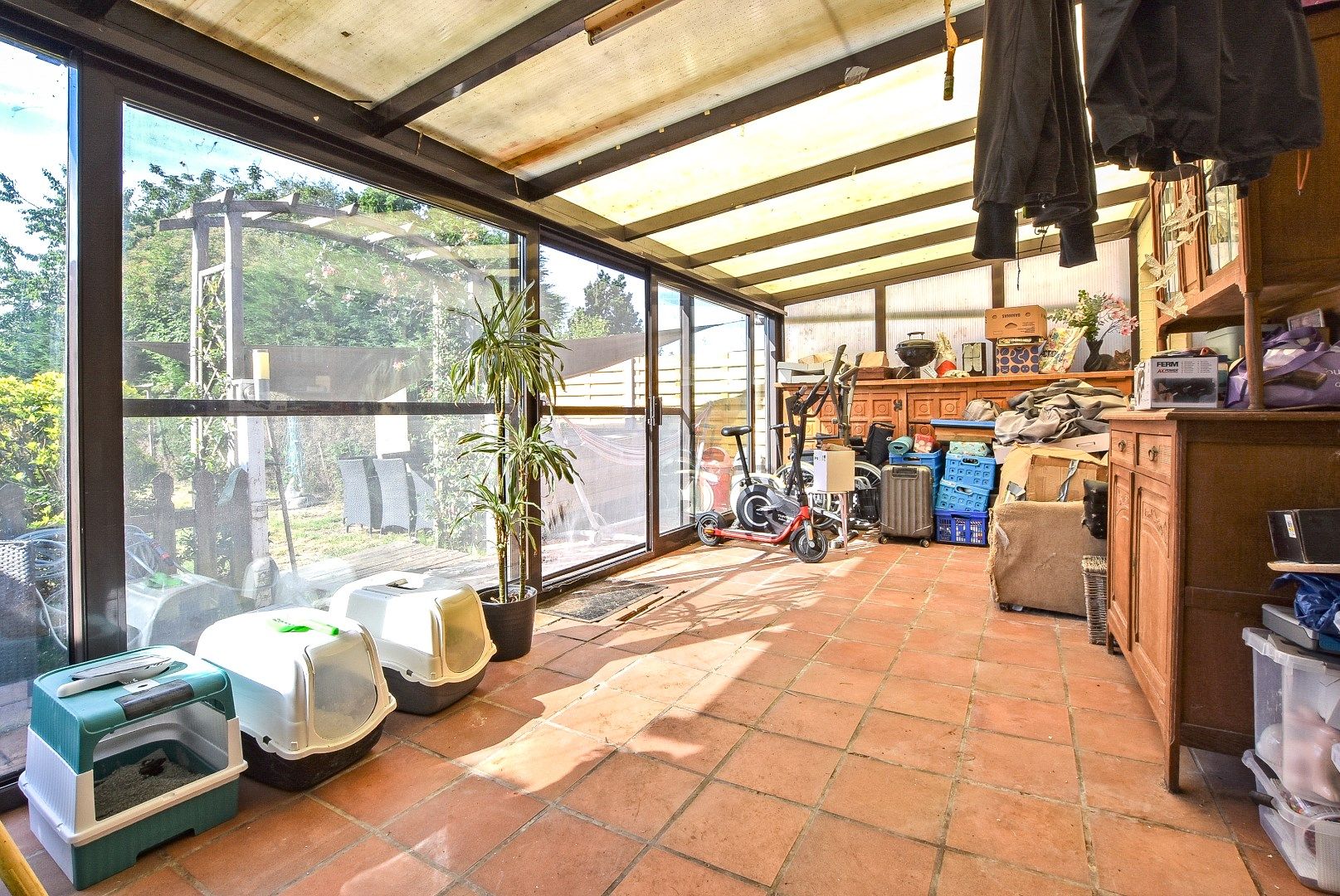 Woning met 4 slaapkamers en garage in centrum Diksmuide! foto 8