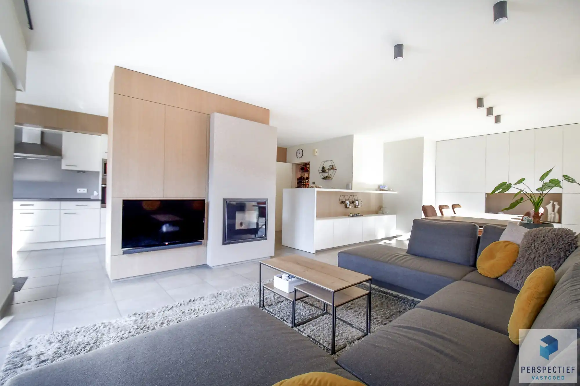 BEZOEKMOMENT ZATERDAG 18/04 VAN 10U TOT 12U | Recente mooie gezinswoning met 3 slpk en aangename z-w tuin te Vichte foto 4