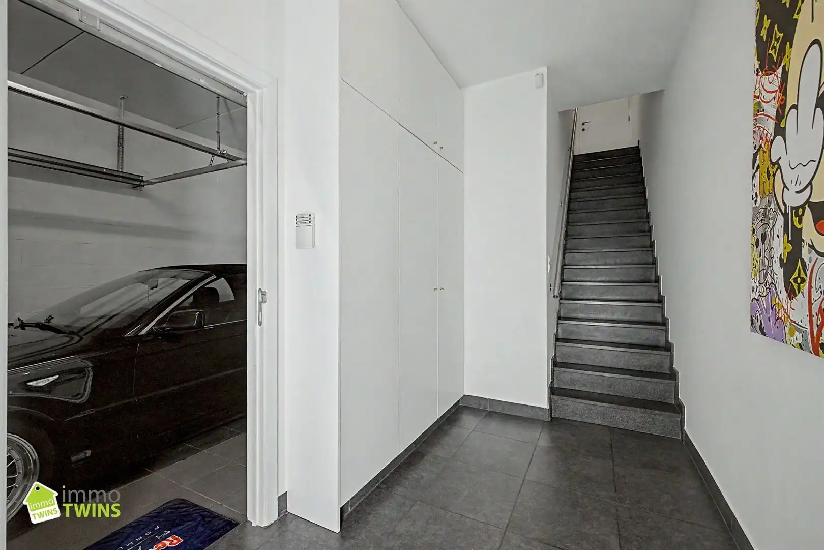 Prachtige instapklare woning met zeer ruime inpandige garage, aangelegde tuin met terras te Waasmunster foto 25