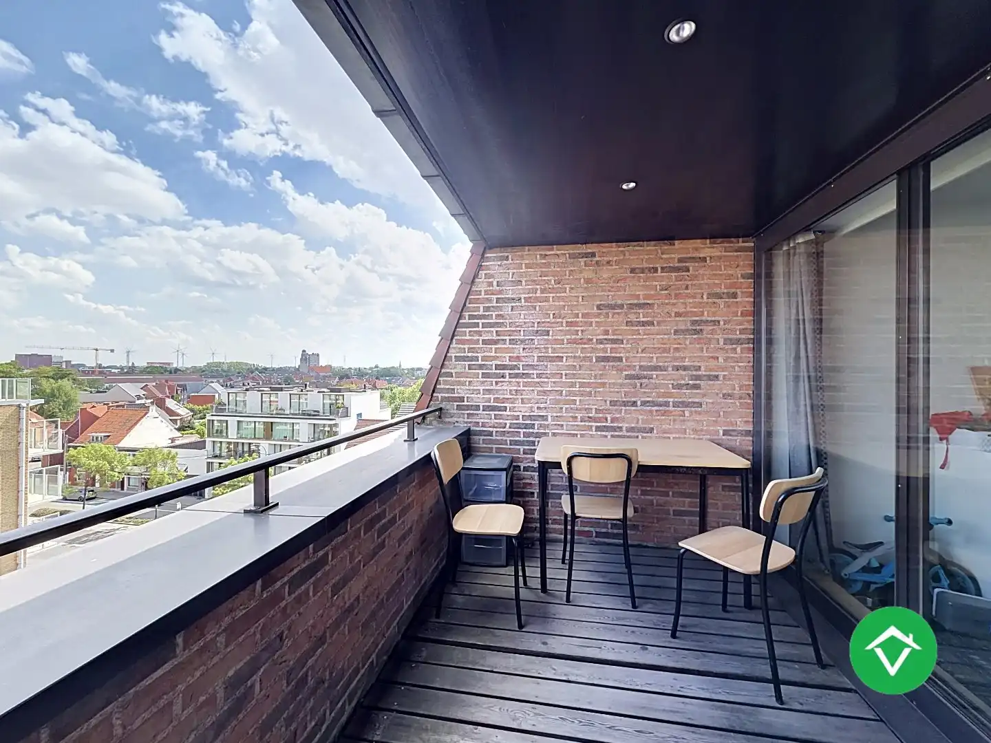 Instapklaar dakappartement met 4 slaapkamers, 2 terrassen en autostaanplaats te Roeselare (160m²) foto 11
