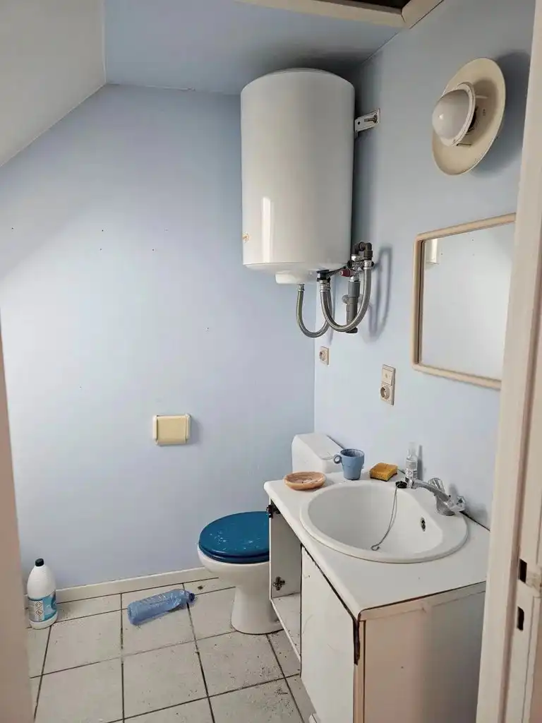 Charmante studio op de dakverdieping in hartje Hasselt foto 6