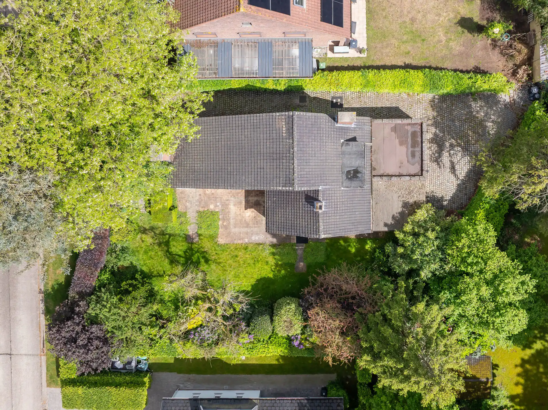  Te renoveren landhuis in groene wijk Hertebos foto 45