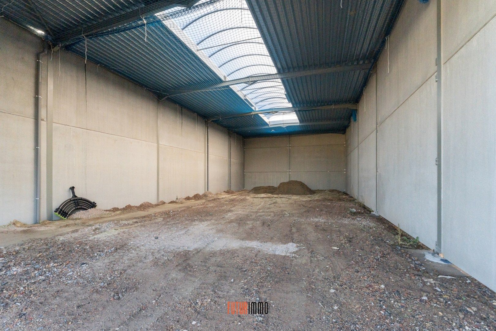 KMO-unit - (loods + kantoor) foto 9