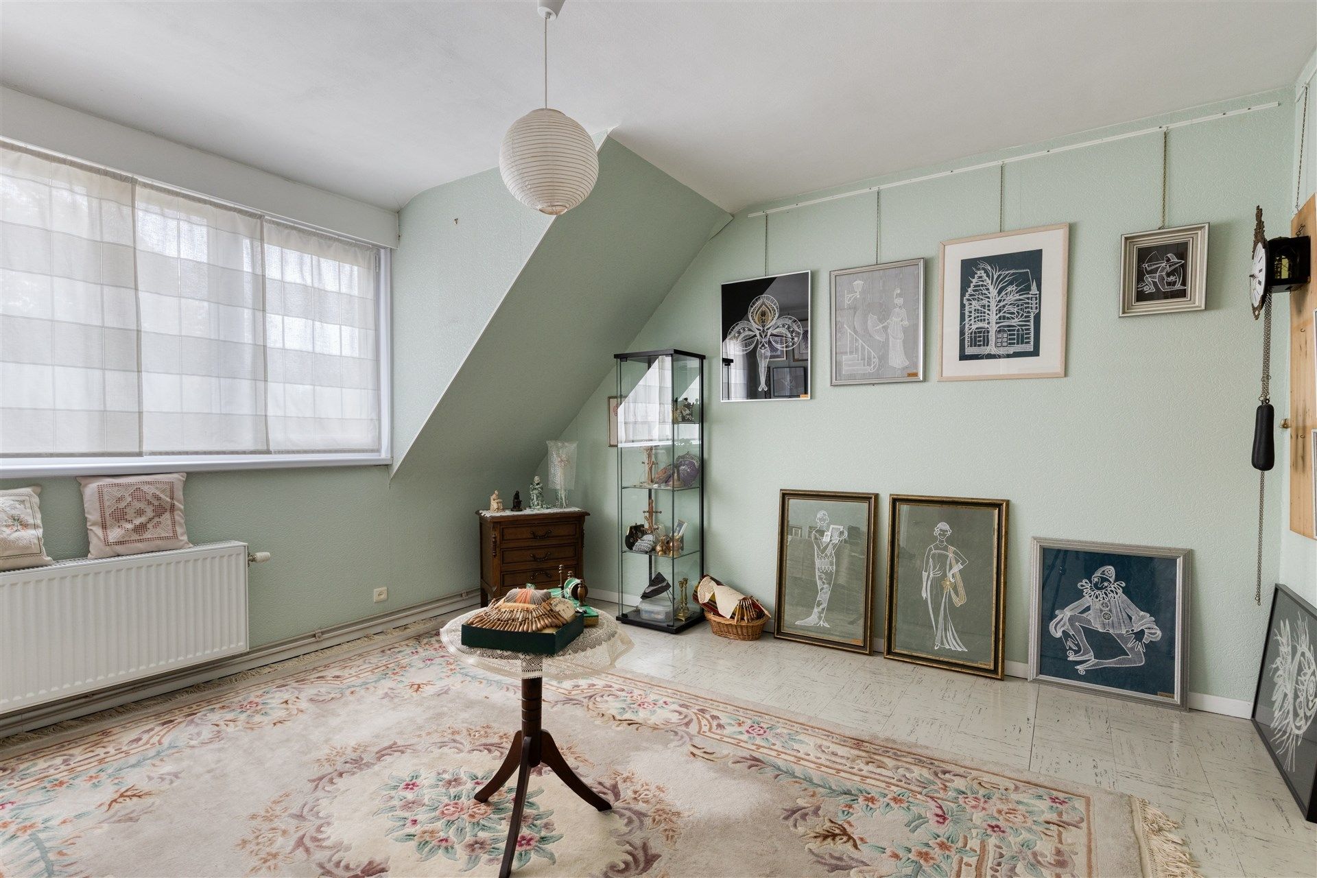 Ruime gezinswoning met 8 a 9 slaapkamers, een riante tuin en een prachtig uitzicht op weiland. foto 25