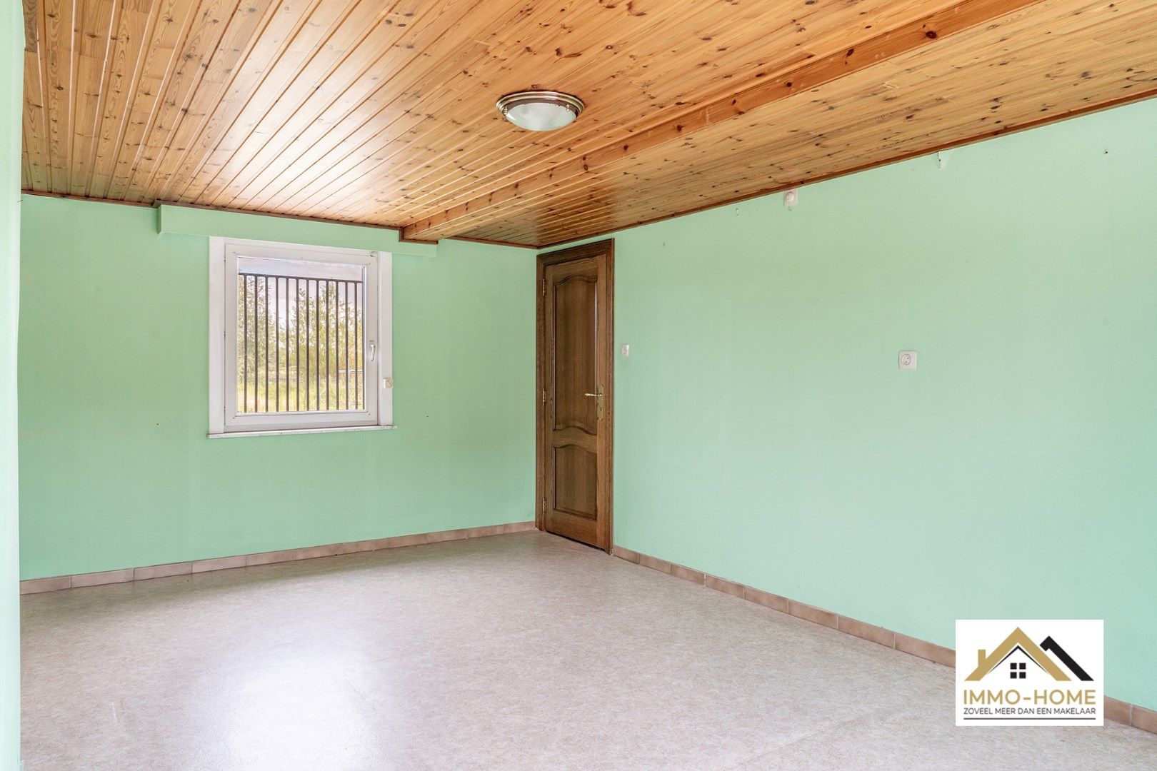 Op te frissen woning met ruime opslagplaats te Beervelde foto 12