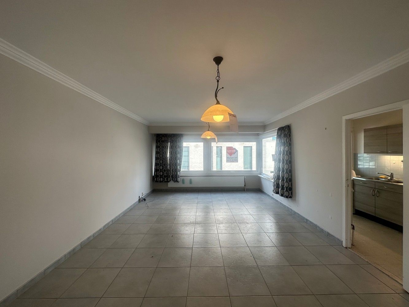 RESIDENTIE ESMERALDA foto {{pictureIndex}}