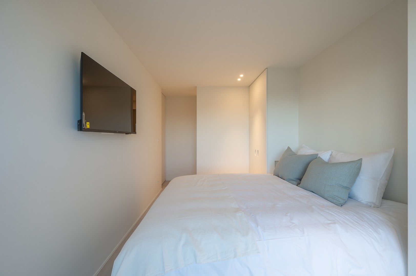 Magnifiek appartement op de wandeldijk in het Zoute, met adembenemend frontaal zeezicht. foto 17