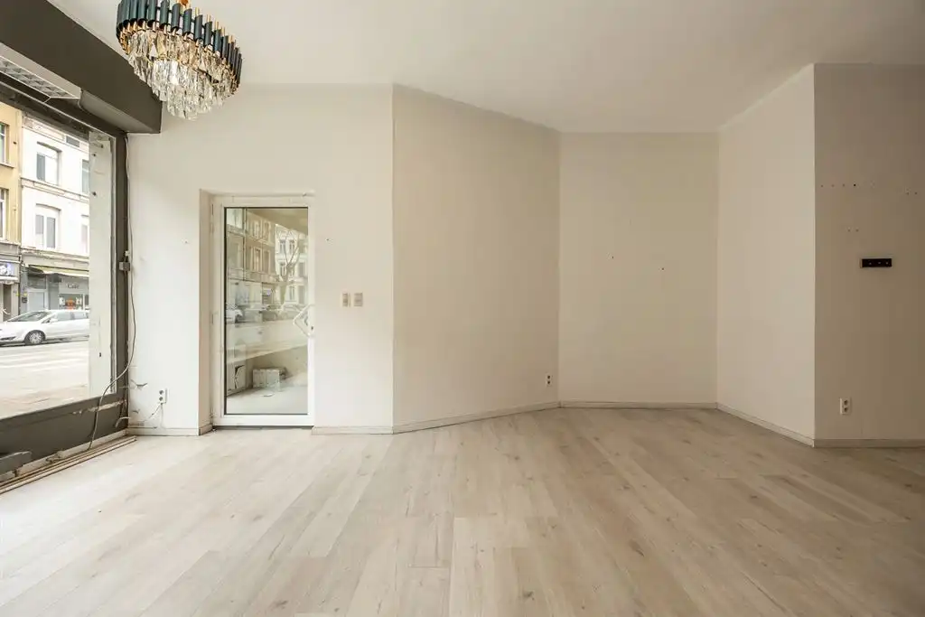 Royale kantoorruimte met grote visibiliteit foto 8