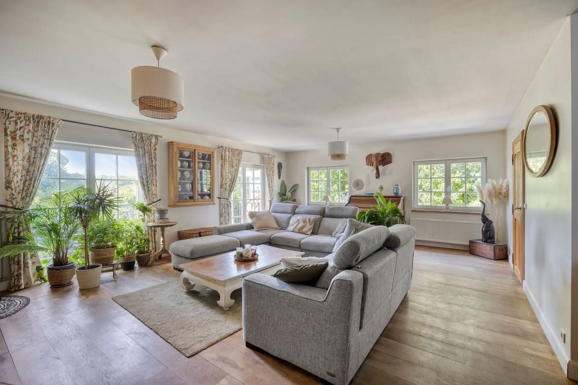 Prachtig gerenoveerde villa met bouwgrond  foto 8