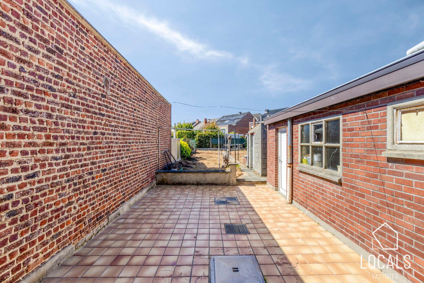 Woning met veel potentieel - tuin en grote zolder foto 23