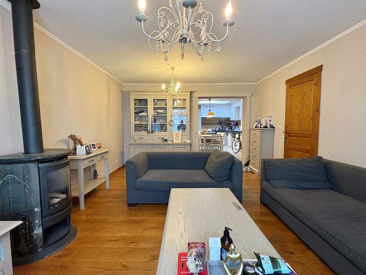 Instapklare woning met 2 slaapkamers en terras in Harelbeke foto 2