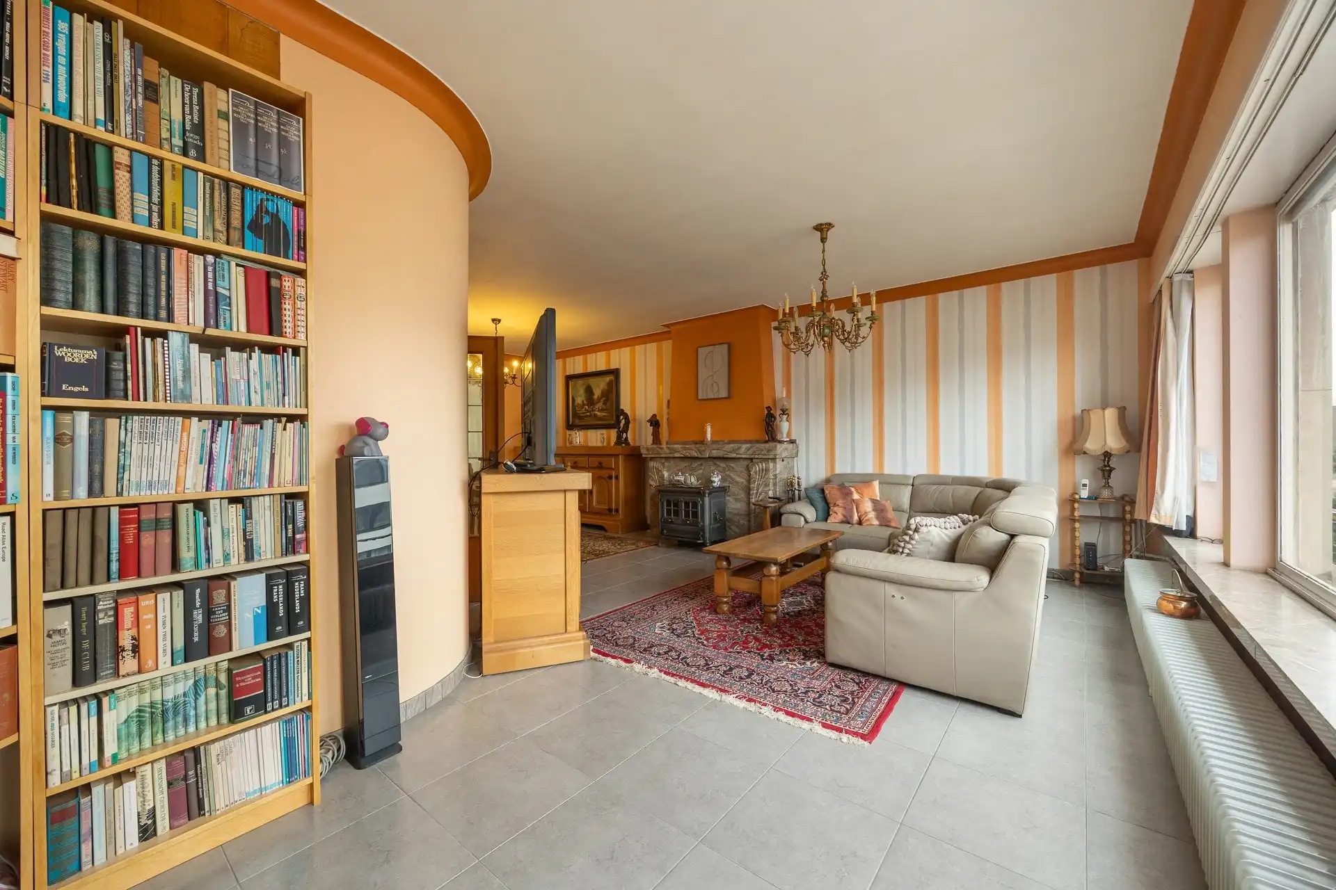 Ruime bel-etage (3-4 slpk) met garage en tuin in Wommelgem foto 6