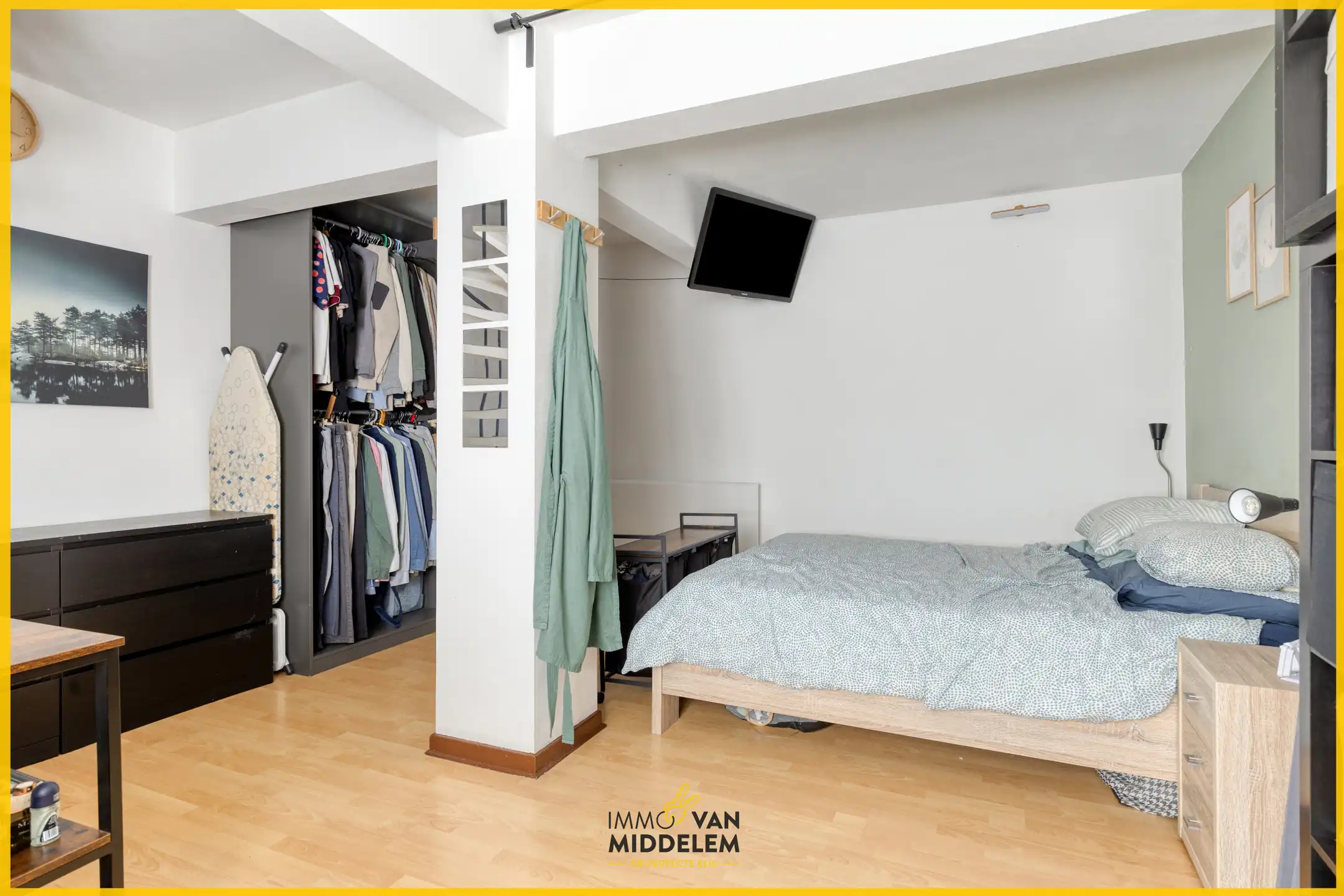 GELIJKVLOERS APPARTEMENT MET 2 KAMERS, TUIN EN GARAGE foto 12