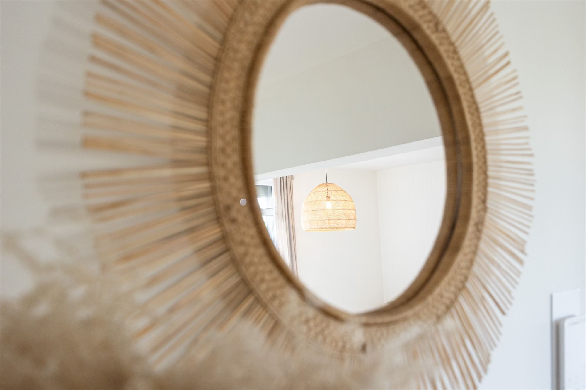 Instapklaar en lichtrijk hoekappartement nabij het Rooi foto 23
