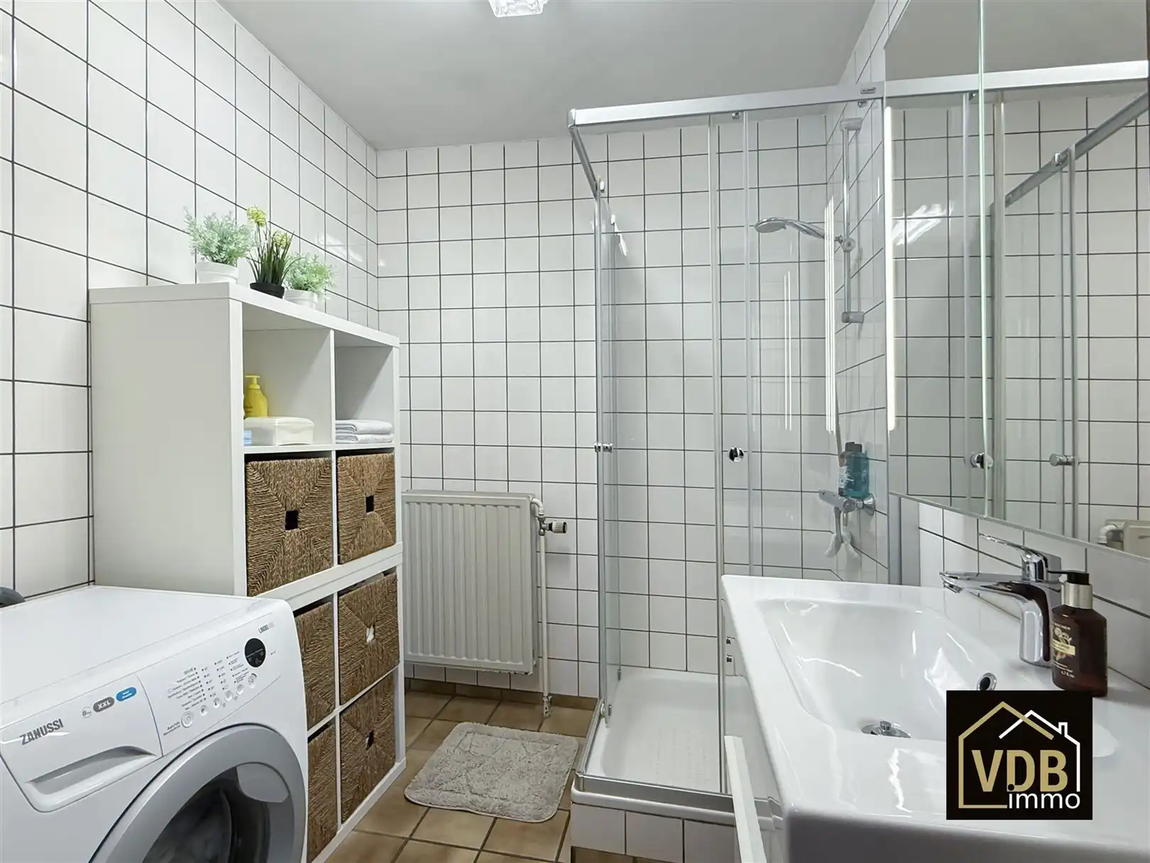 Instapklare halfopen bebouwing met 3 slaapkamers foto 47