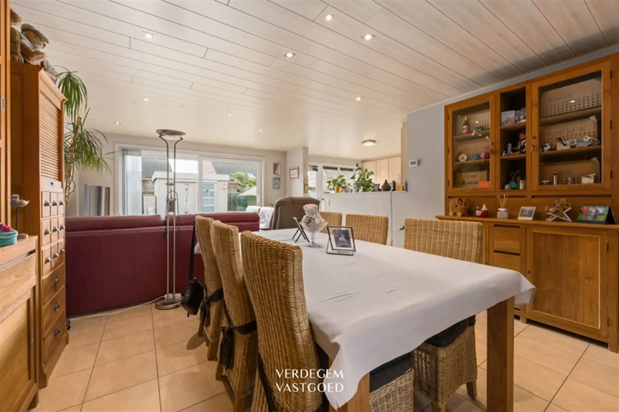 Instapklare woning in rustige buurt met 3 slaapkamers, garage en tuin foto 5