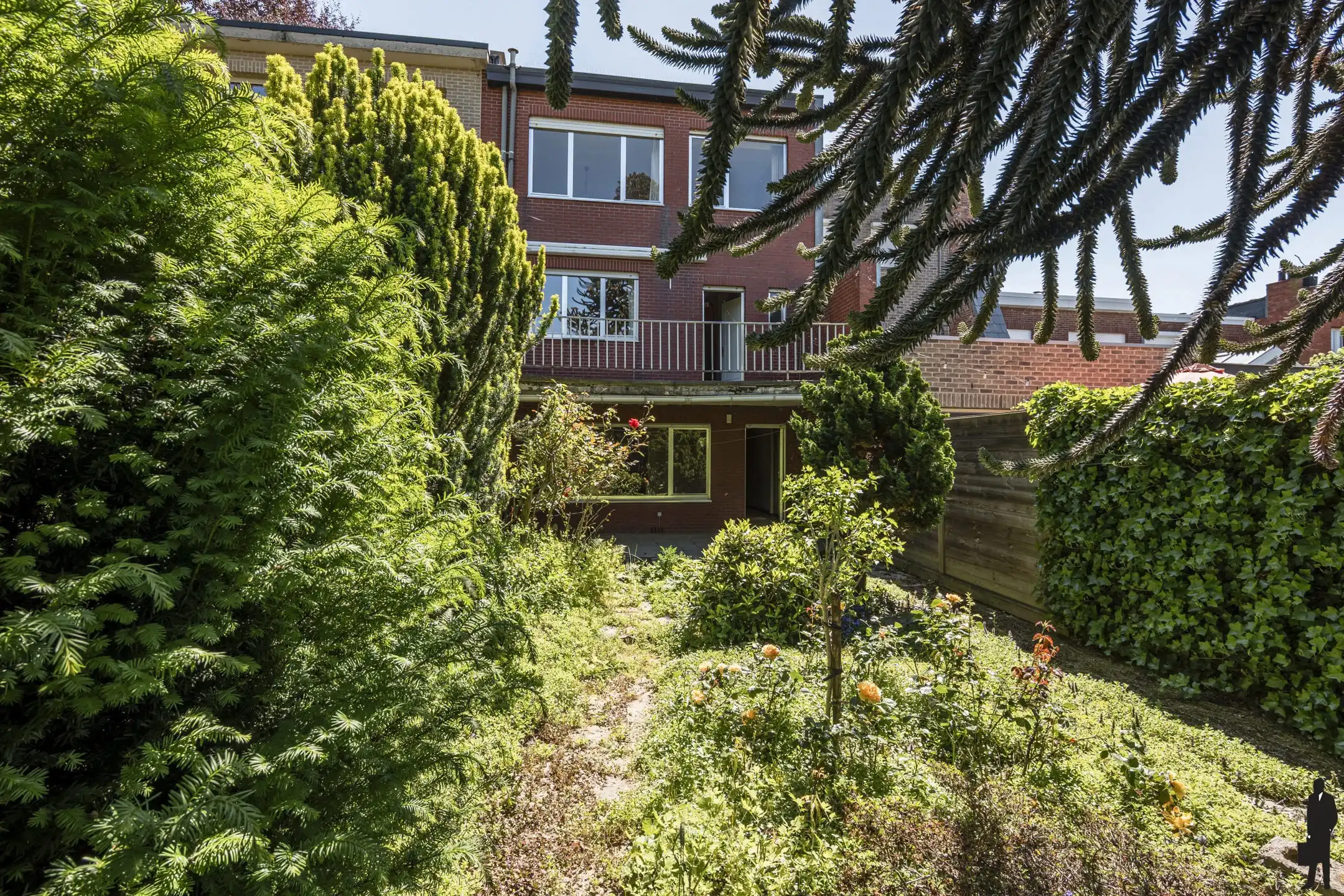 Op te frissen woning met 4 slpk en zuidwestgerichte tuin foto 25