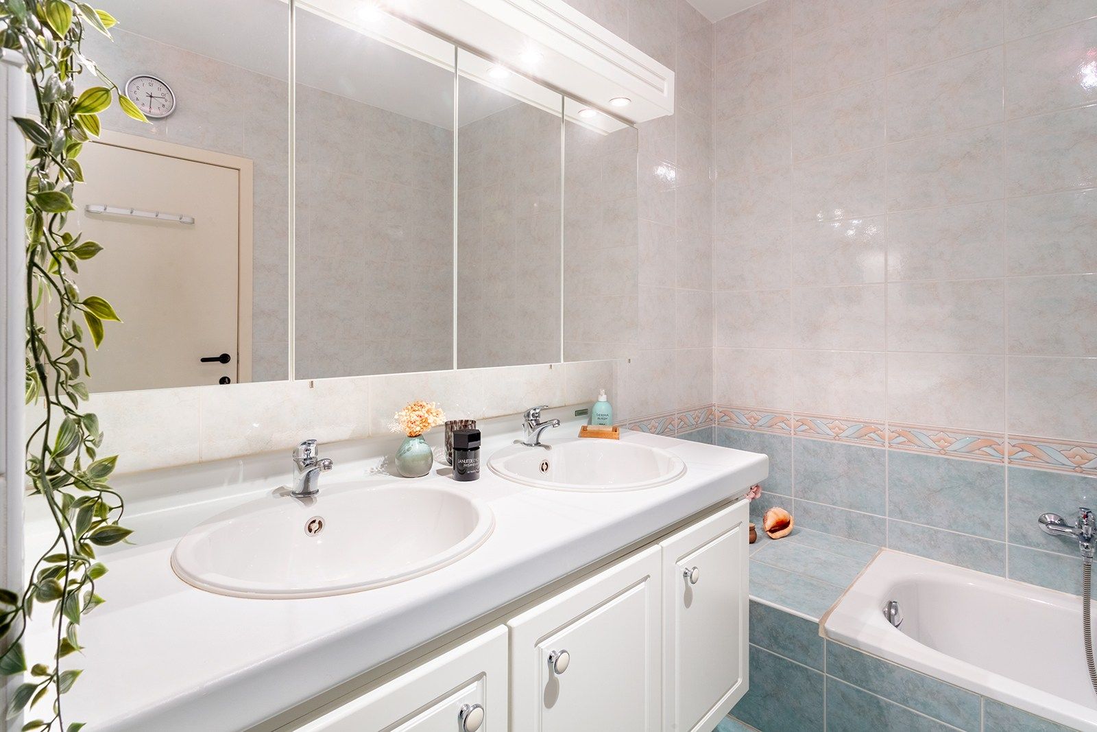  Ruim en goed onderhouden appartement  foto 20