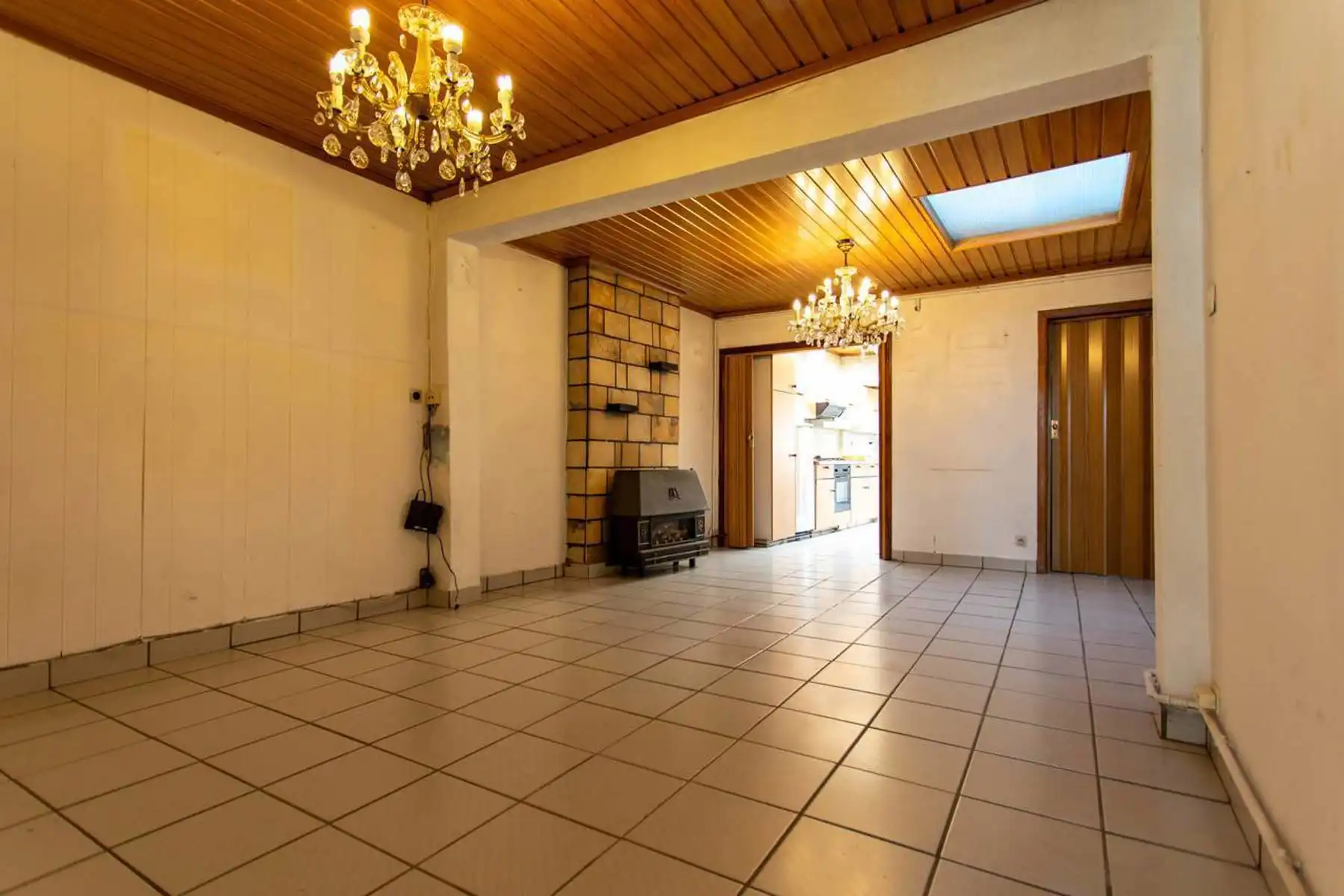 Hoofdfoto van de publicatie: Stadswoning met potentieel in centrum Aalst