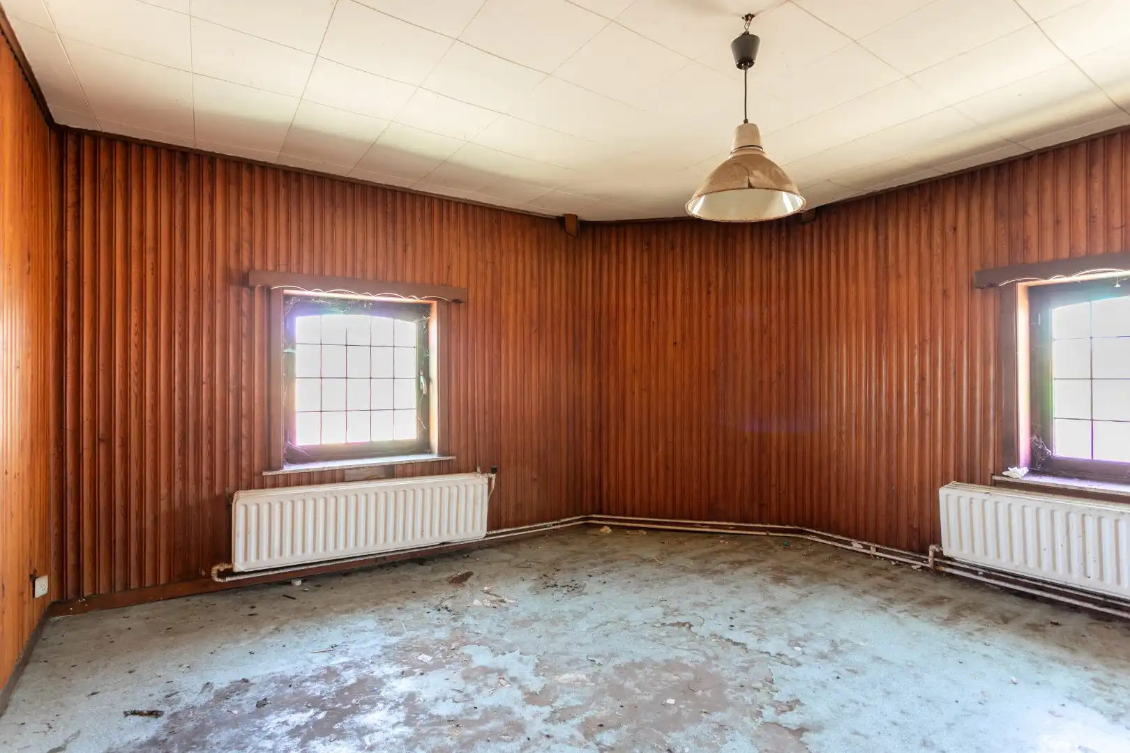 Handelshuis op een gunstige ligging vlakbij het station van Halle foto 16